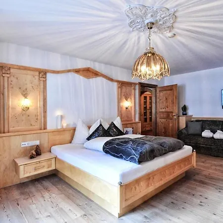 Mountain - Living By Salner *