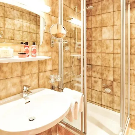 Mountain - Living By Salner * Ишгль