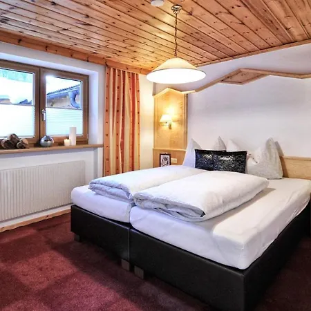 Mountain - Living By Salner