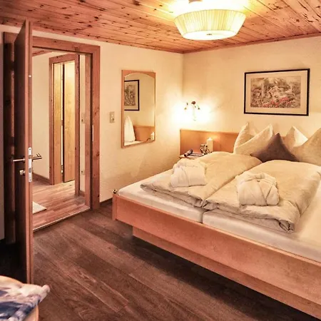 Mountain - Living By Salner Ischgl