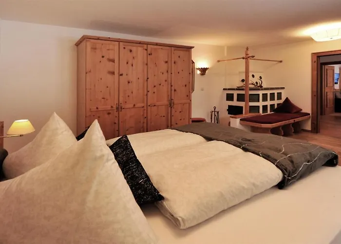 Mountain - Living By Salner