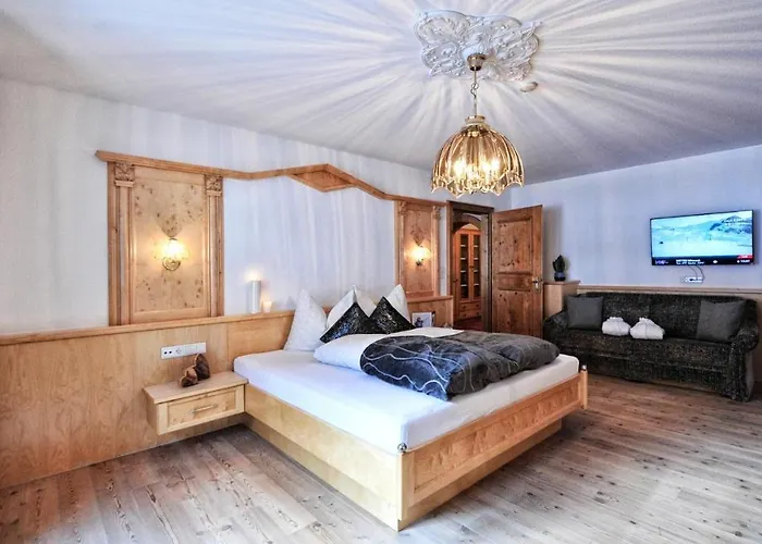 Mountain - Living By Salner *