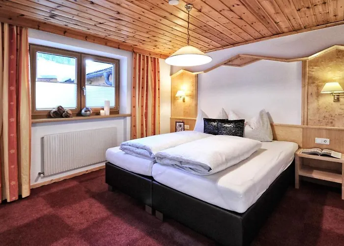 Mountain - Living By Salner